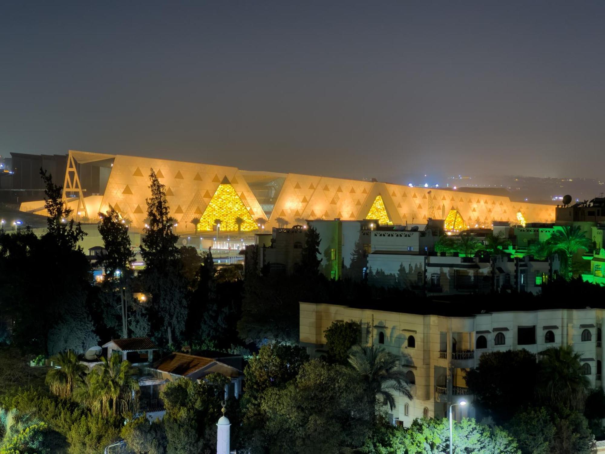 Royal Crown Hotel Giza Pyramids View Kafret el-Gabal Exterior photo