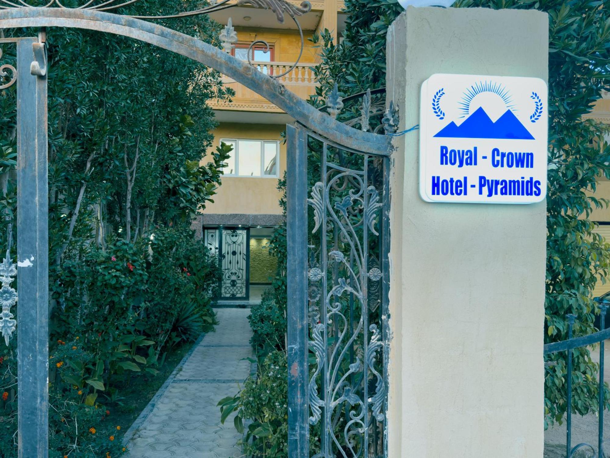 Royal Crown Hotel Giza Pyramids View Kafret el-Gabal Exterior photo